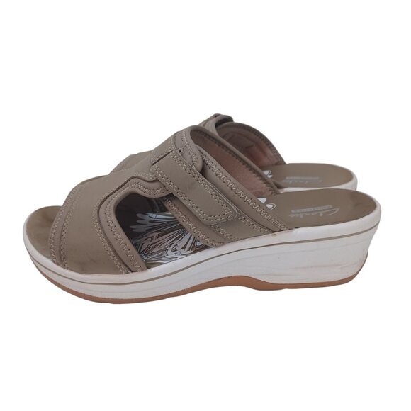 Clarks Collection Sandals Neutral Tan Comfort Wedge Slip On Adjustable Womens 7M - Picture 16 of 16